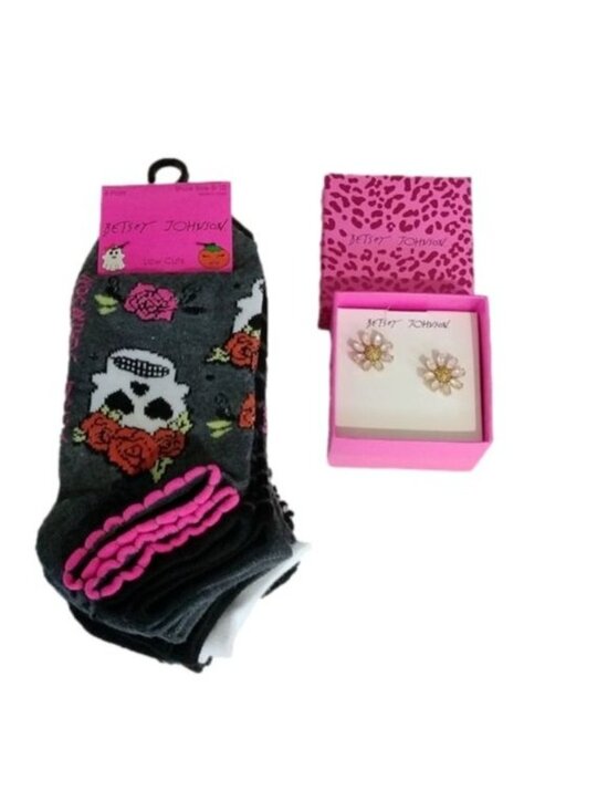 Betsey Johnson Jewelry - Betsey Johnson Goldtone Flower Earrings + 8 pair Low Cuts Sock Gift Set